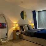 Penthouse Apartments By Mlvstays
